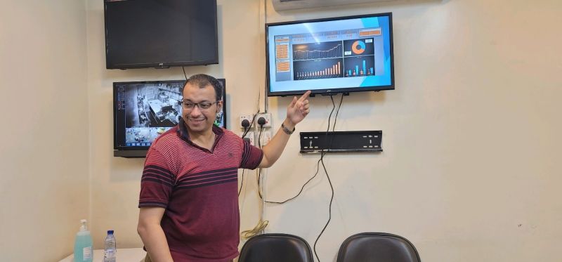 برزنتيشن على شاشة المراقبة